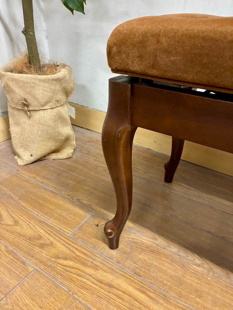 管477☆アンティーク調☆猫脚☆ピアノ椅子☆昇降タイプ