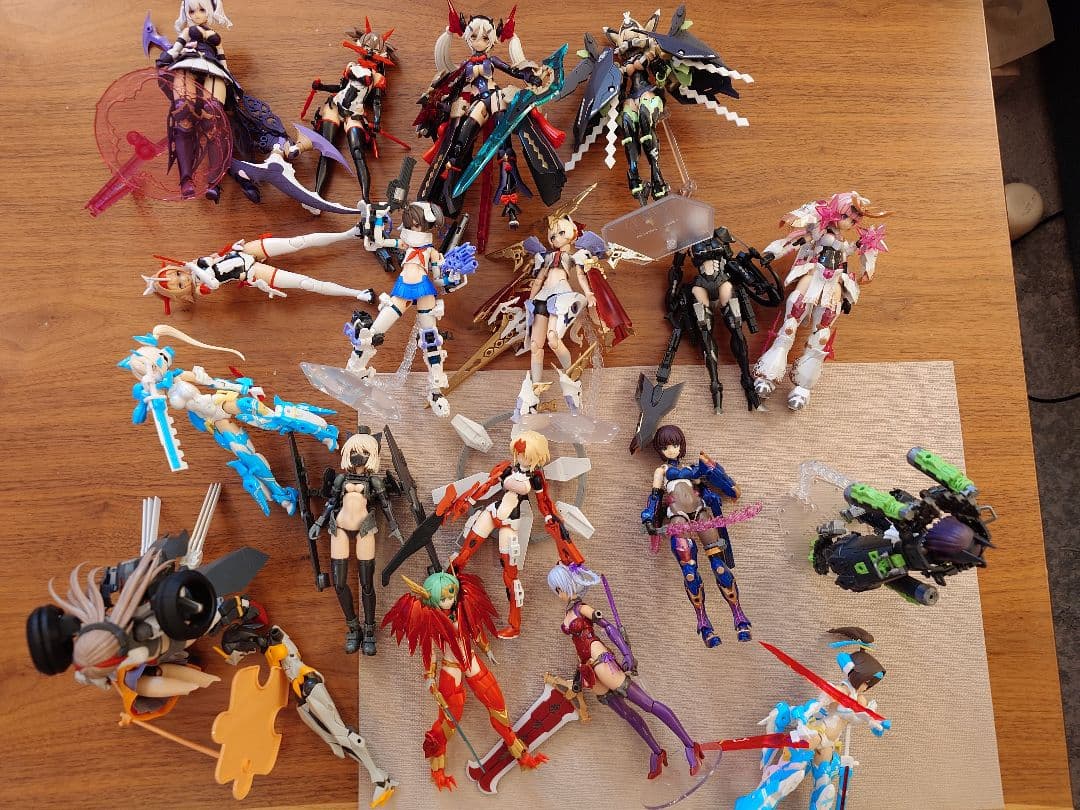 メガミデバイス　創彩少女 20体