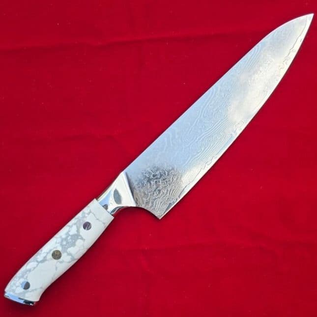 選べるプレゼント付き 牛刀(白ターコイズ) V金10号 67層ダマスカス