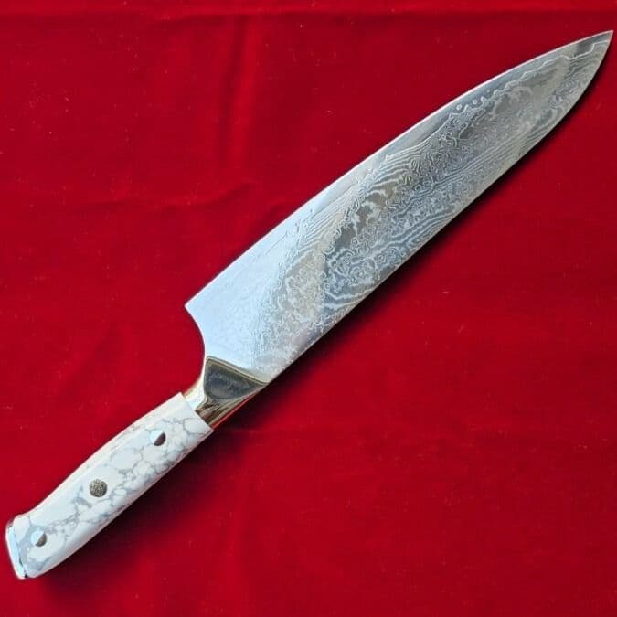 選べるプレゼント付き 牛刀(白ターコイズ) V金10号 67層ダマスカス