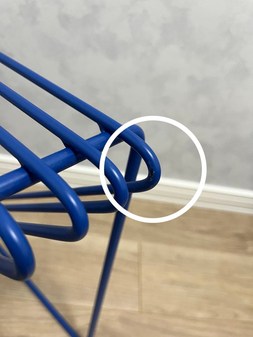 テーブル・机 claro triangle side table classic blue