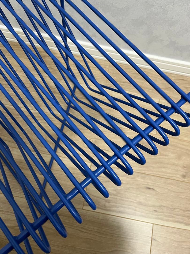 テーブル・机 claro triangle side table classic blue