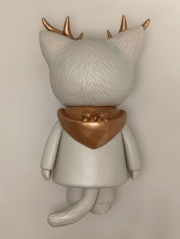 モリス　ひなたかほり　MORRIS The Cat with Antlers