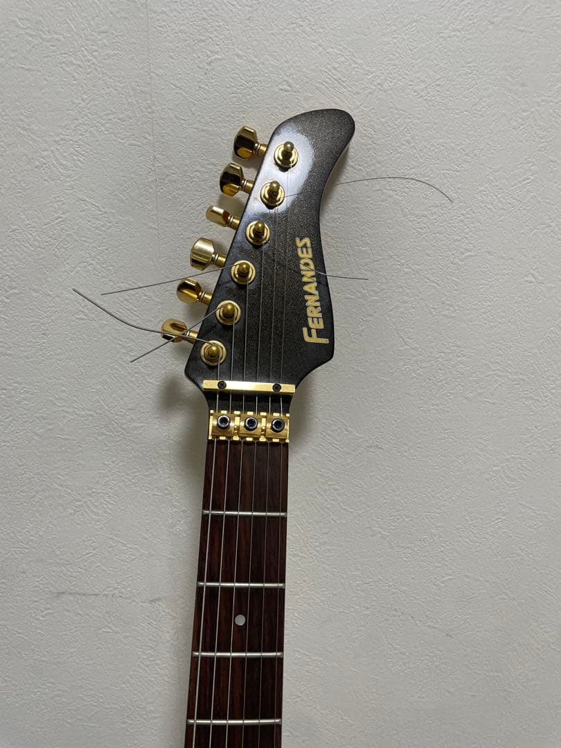 び*ロ様 Barney エレキギター　hide signature model