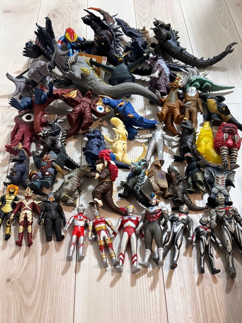 d*7様 ウルトラ怪獣シリーズ ソフビ ウルトラマン まとめて まとめ売り フィ