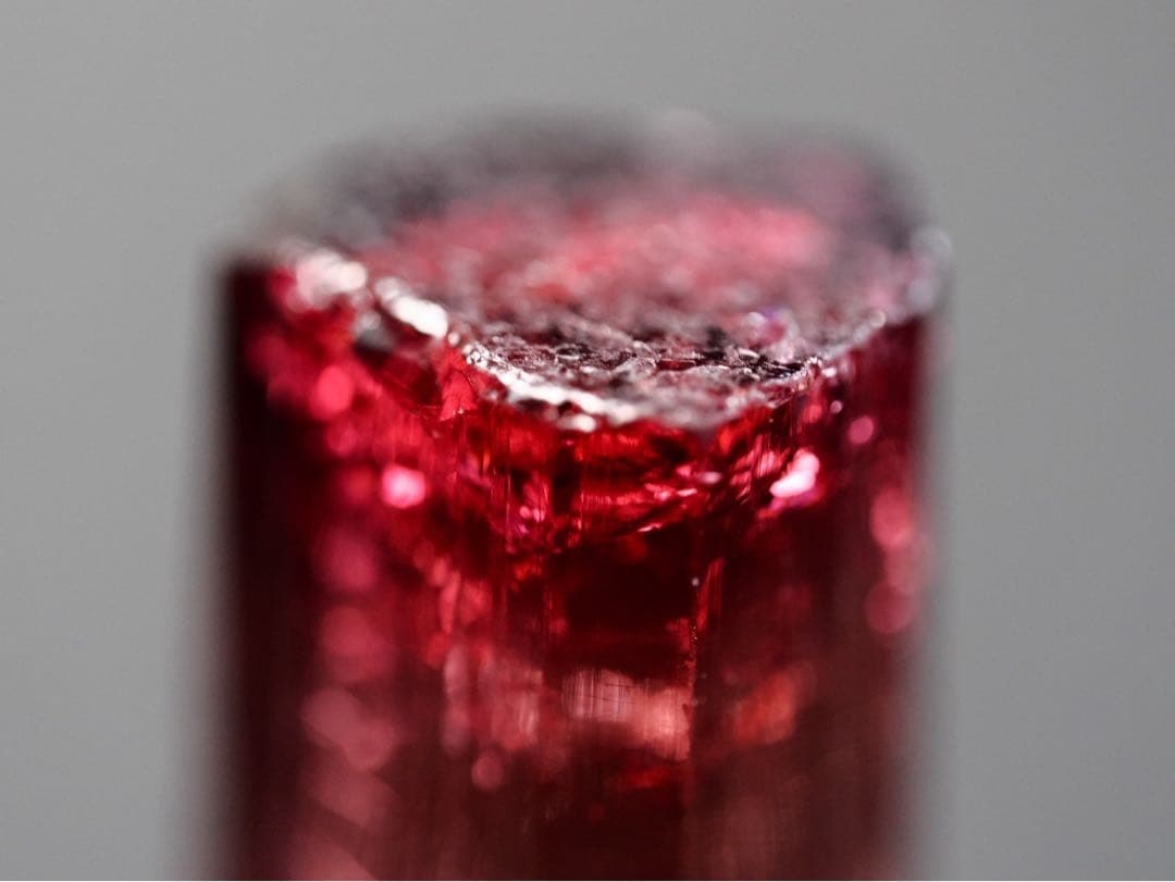 ブラジル・クルゼイロ鉱山産 ルベライト（ピンクトルマリン）結晶