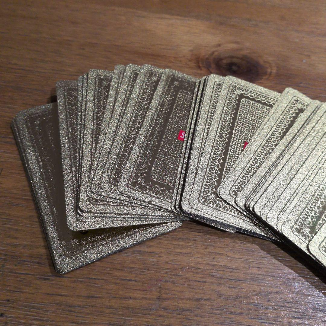 supreme ゴールドトランプ