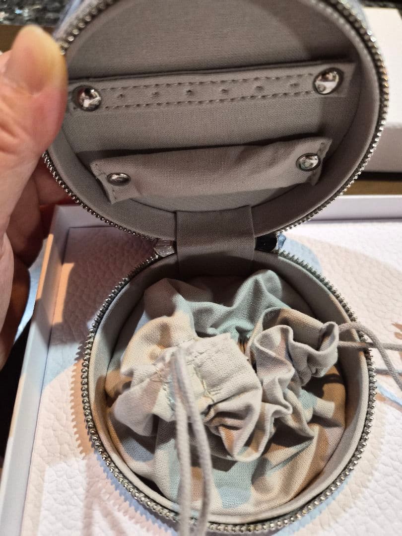 ディオール Dior　ノベルティ ジュエリーケース &ミニ香水&スマホリング