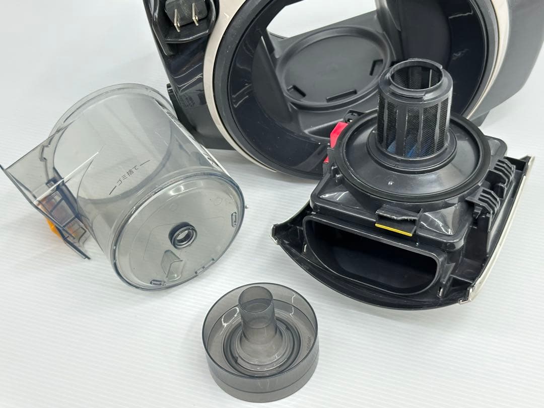 シャープ　新型　2024年製　EC-MS330 シャープ　掃除機　本体のみ　美品