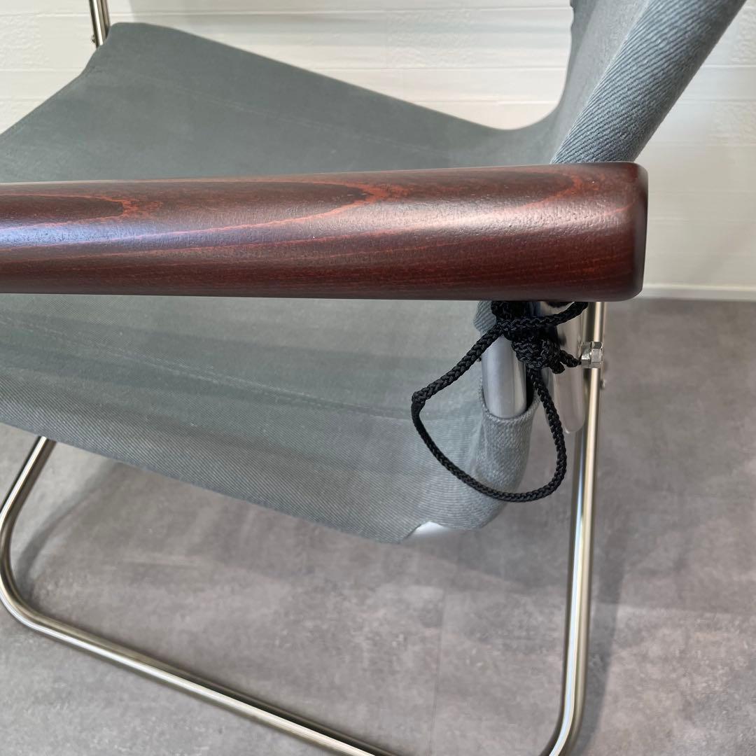 ニーチェアX 80 グレー　ダークブラウン