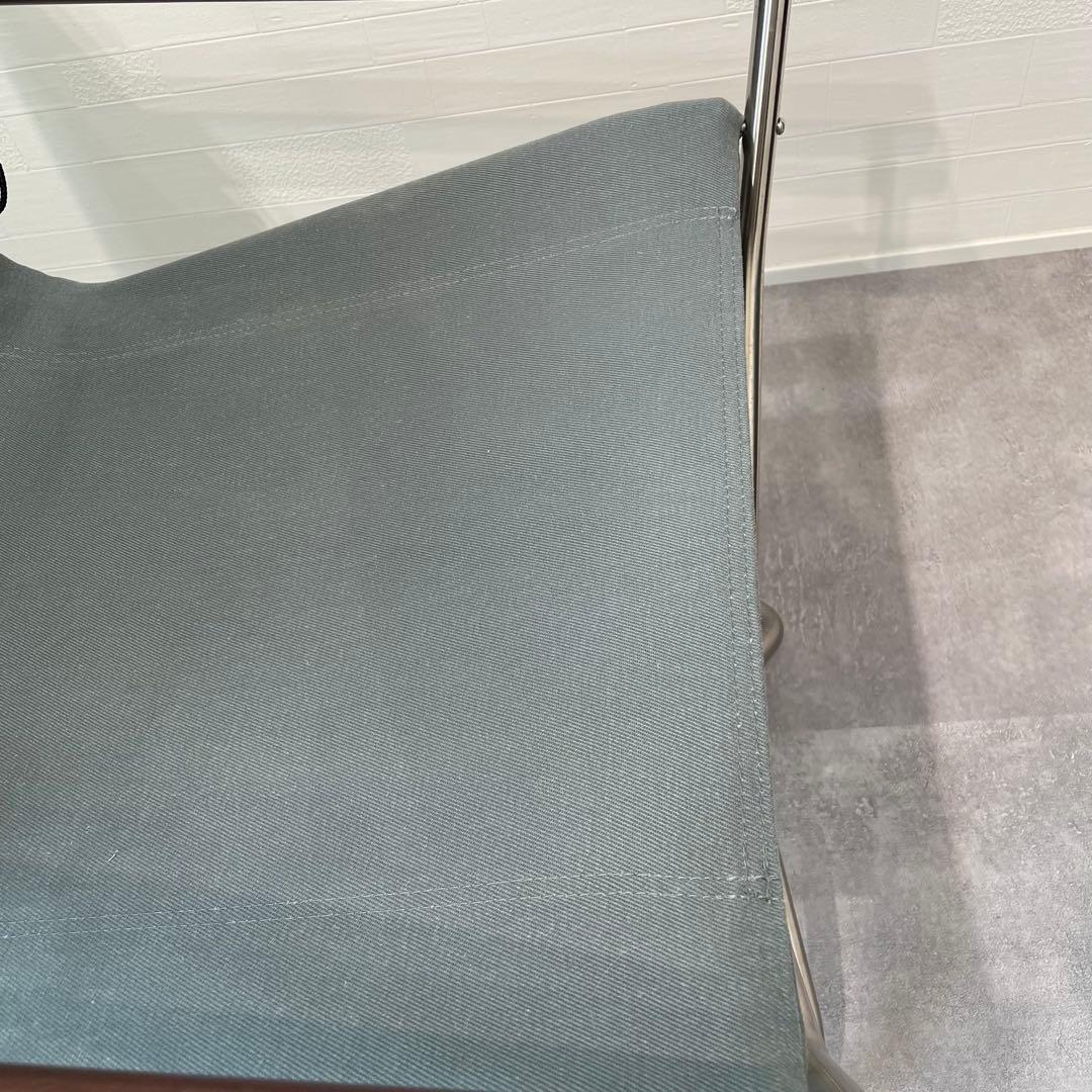 ニーチェアX 80 グレー　ダークブラウン