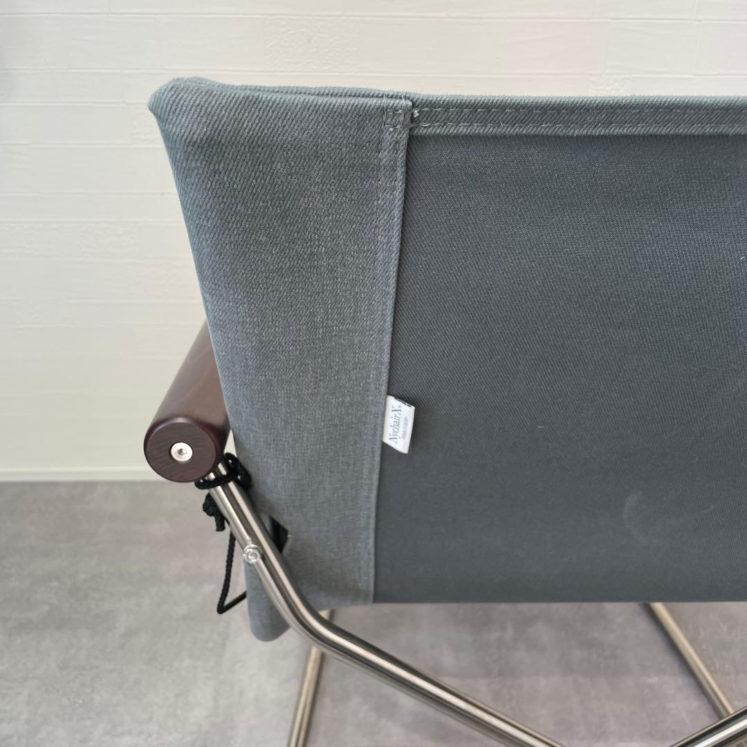 ニーチェアX 80 グレー　ダークブラウン