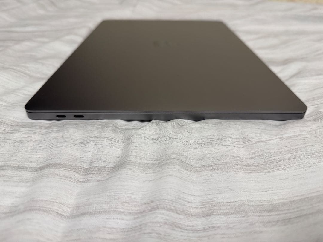 MacBook Pro 16インチ 2019 i9 16GB 1TB