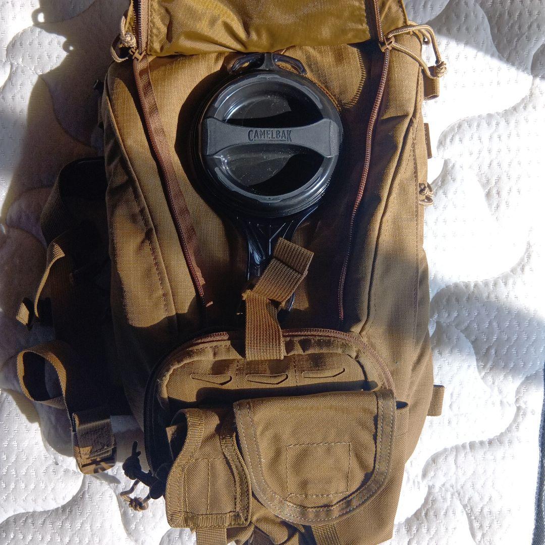 【実物】CAMEL BAK ハイドレーション　他セット　コヨーテ