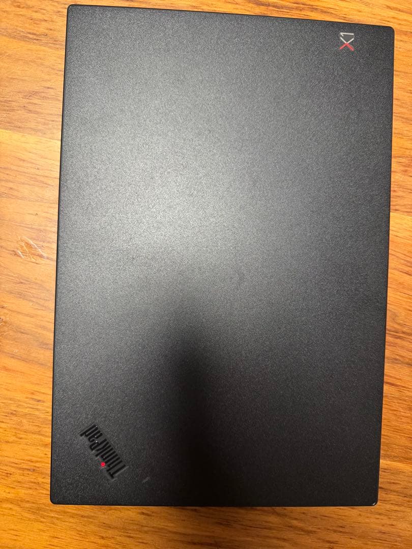 レノボ　ThinkPad X1 Carbon（Gen 6） 2018 年モデル