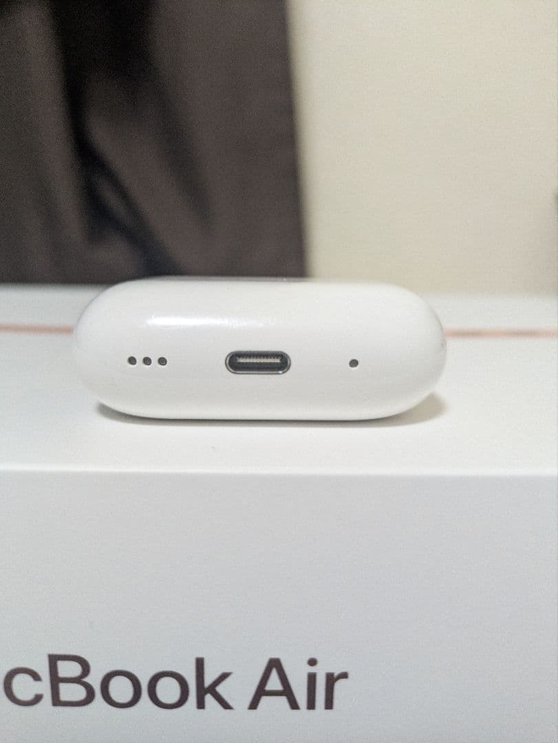 ほぼ新品MacBookAir M1 8GB 256GB AirPodsPro第2