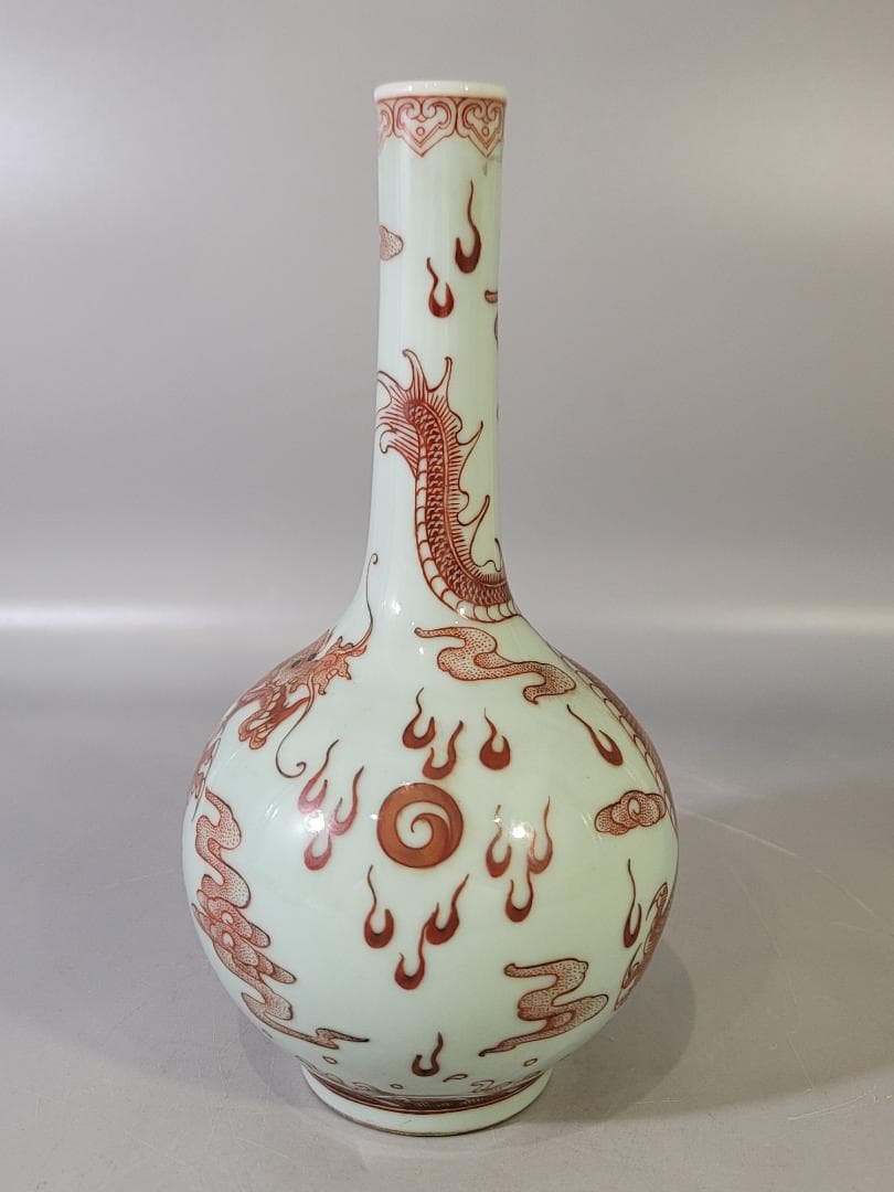 古い中国 赤絵 龍紋 花瓶 PR041