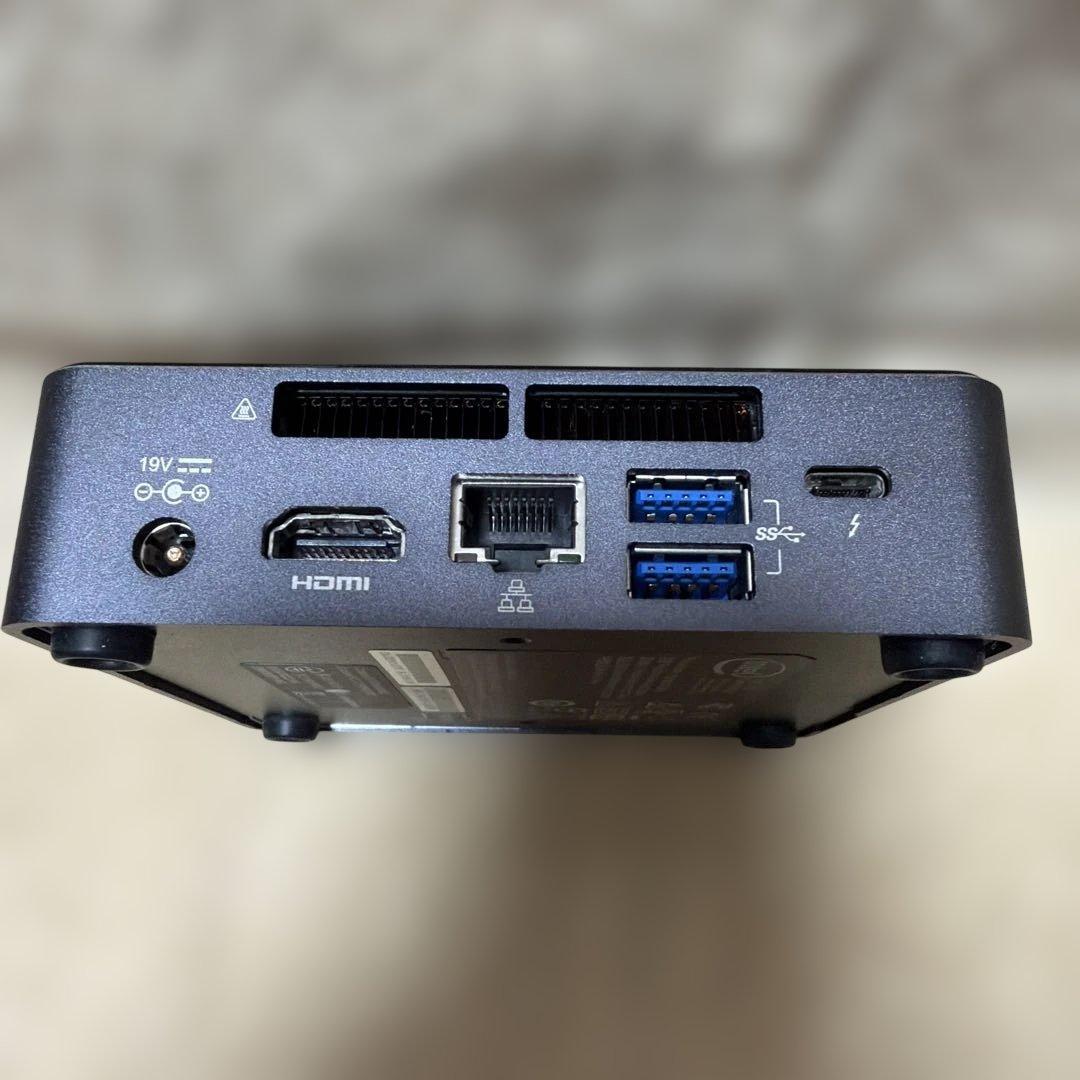 【動作確認済】　Intel NUC7i5BNK ミニPC