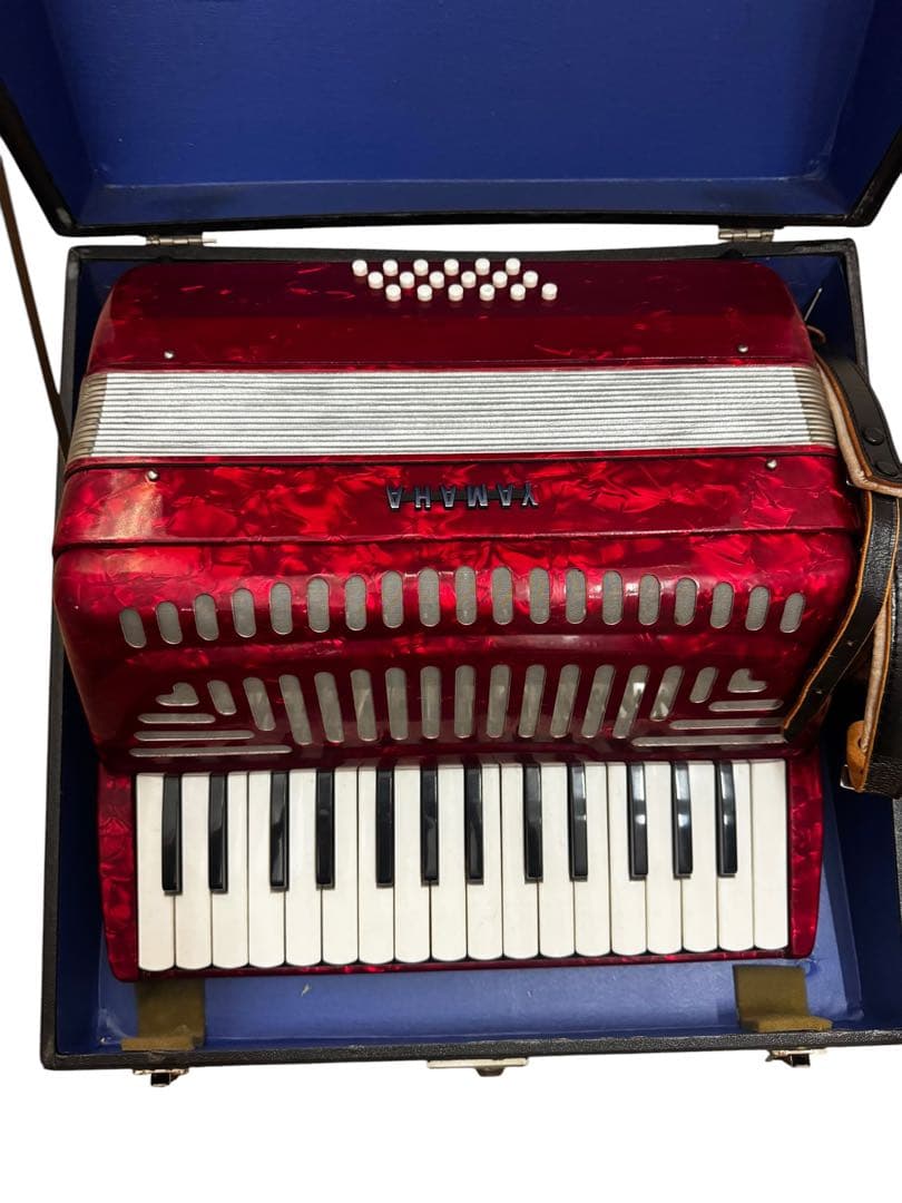 YAMAHA ヤマハ アコーディオン 赤 動作確認済 ケース付