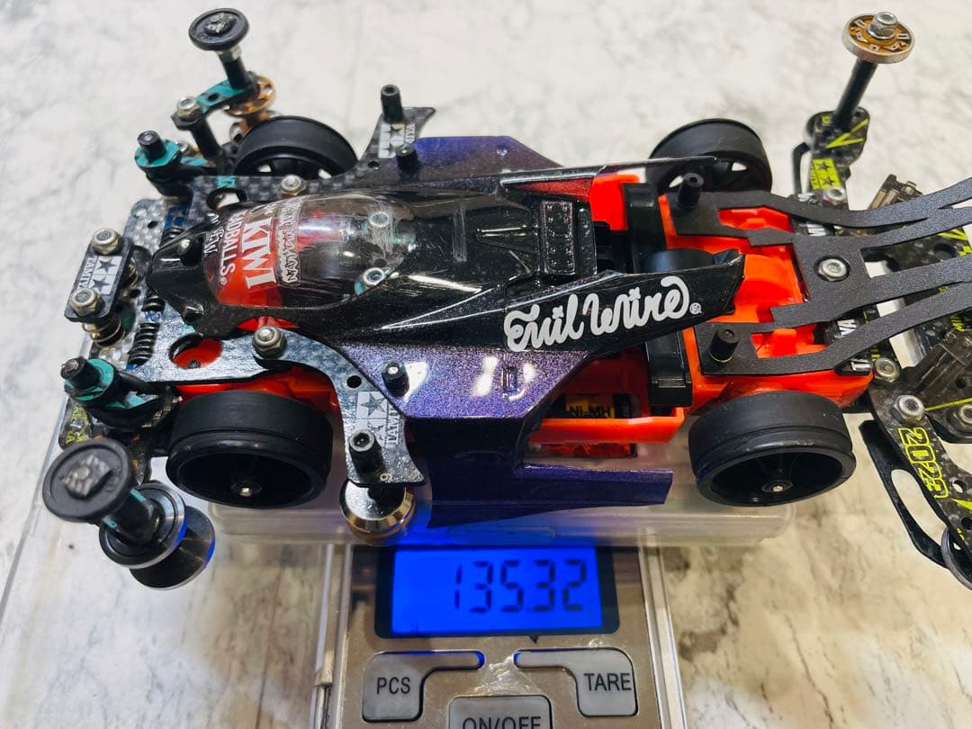 ミニ四駆　MSスギヤマ式フレキ　V字カット鳥居残し　３バネスラダン　１軸アンカー