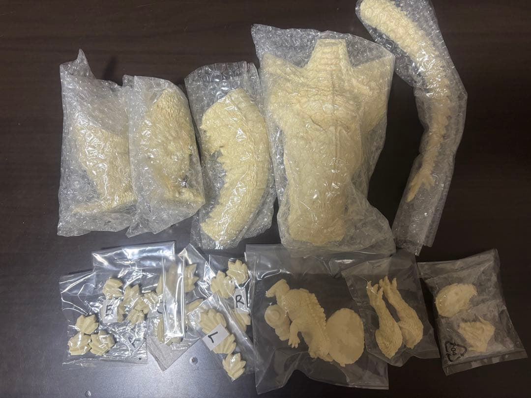 スペースゴジラ DAIMOS 組み立て キット