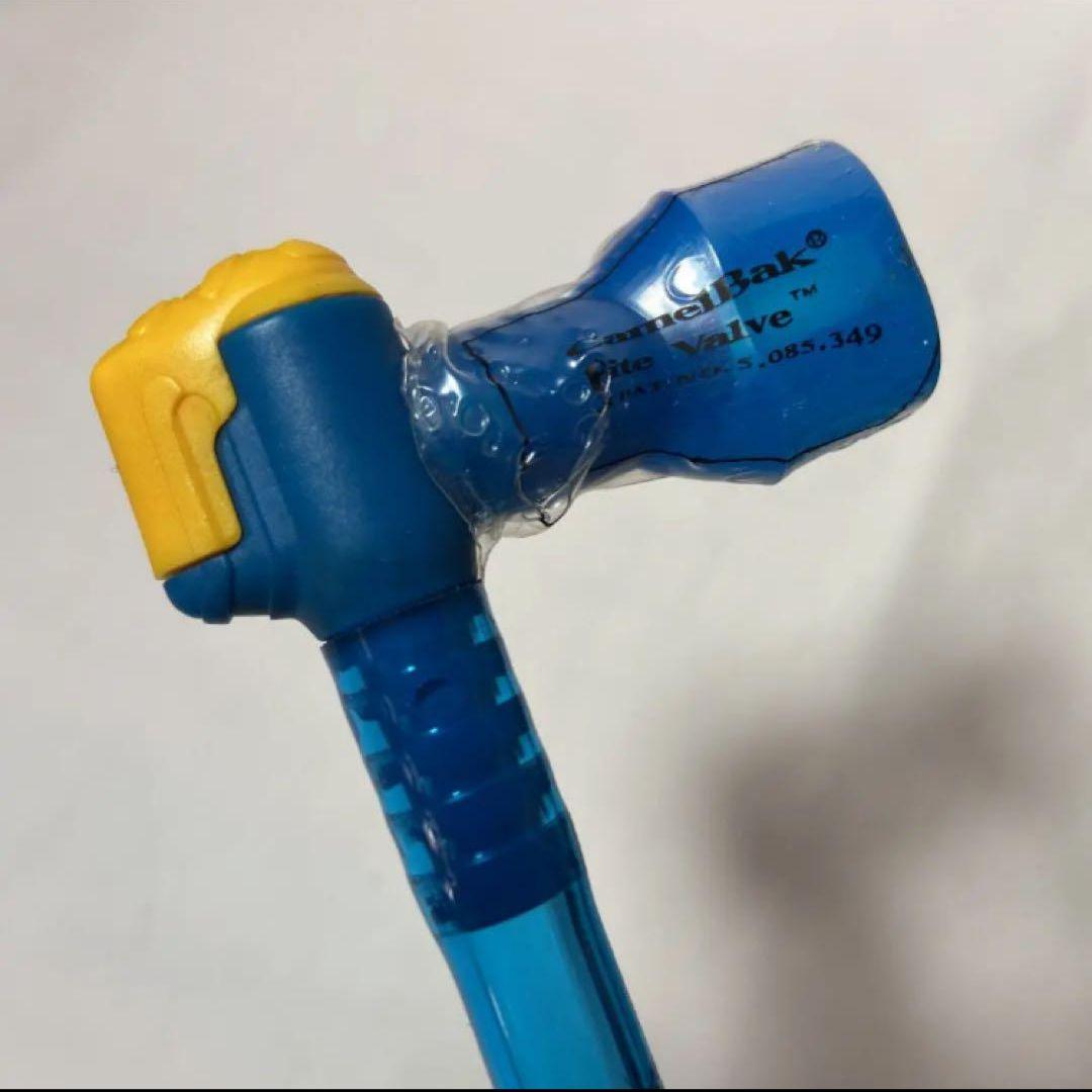 キャメルバック　ハンドレーション　容量1.5L　落書きあり