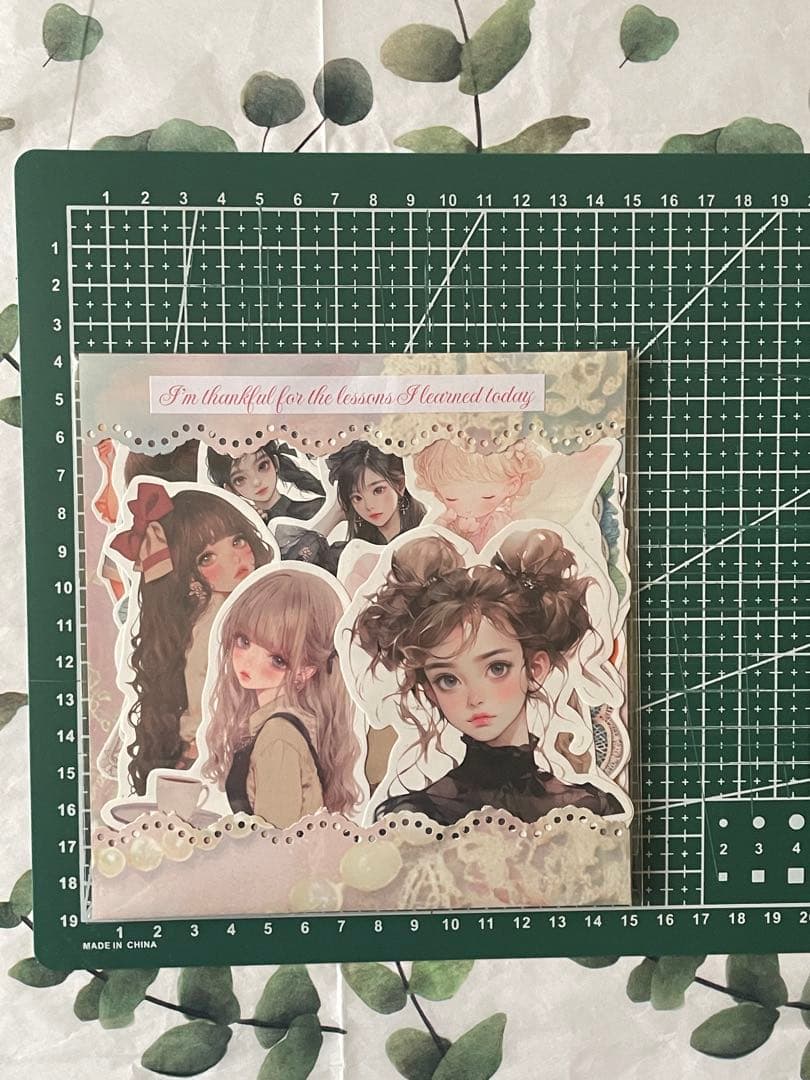 ②コラージュシート カット素材　300枚　おすそ分け