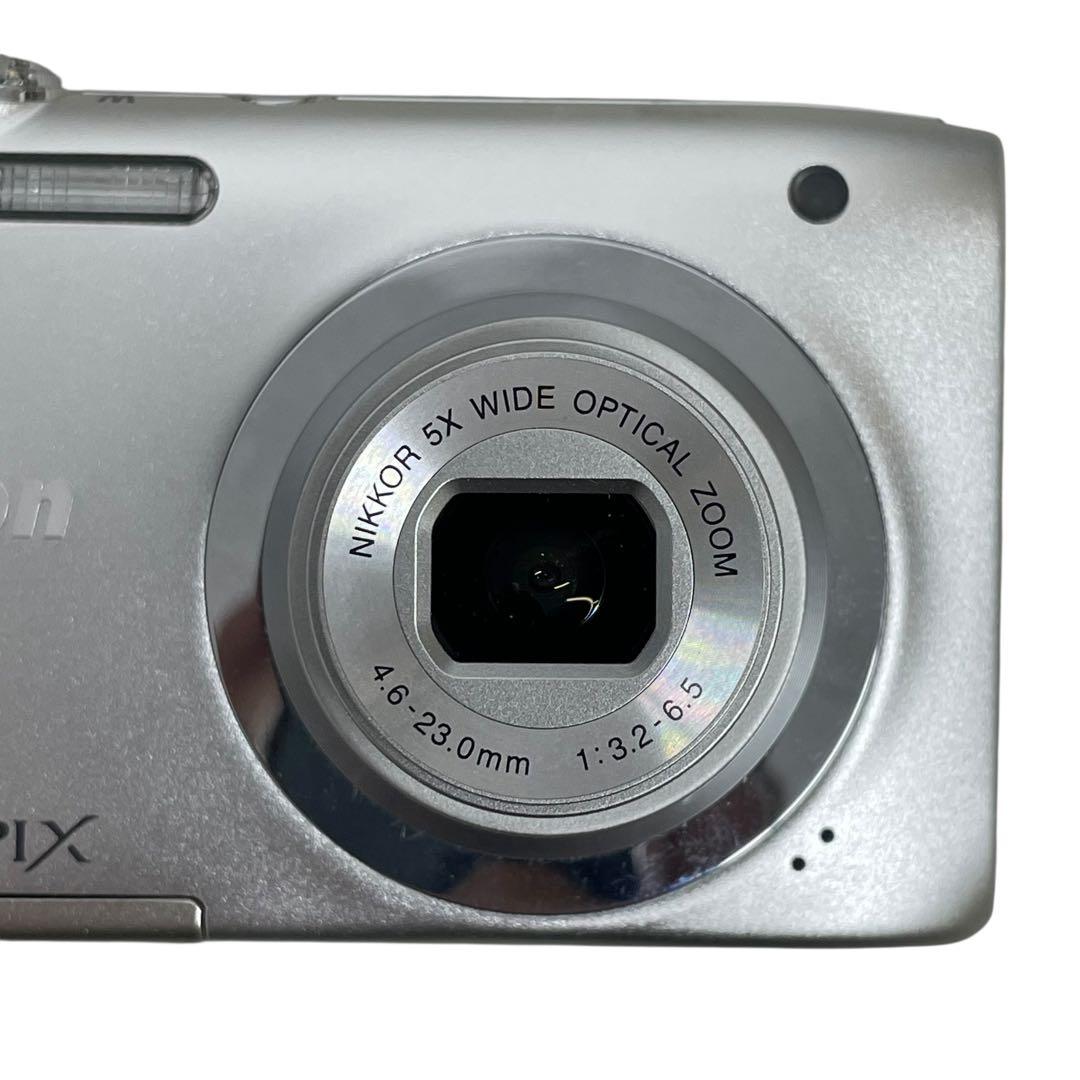 K1940 Nikon COOLPIX A100 シルバー デジタルカメラ