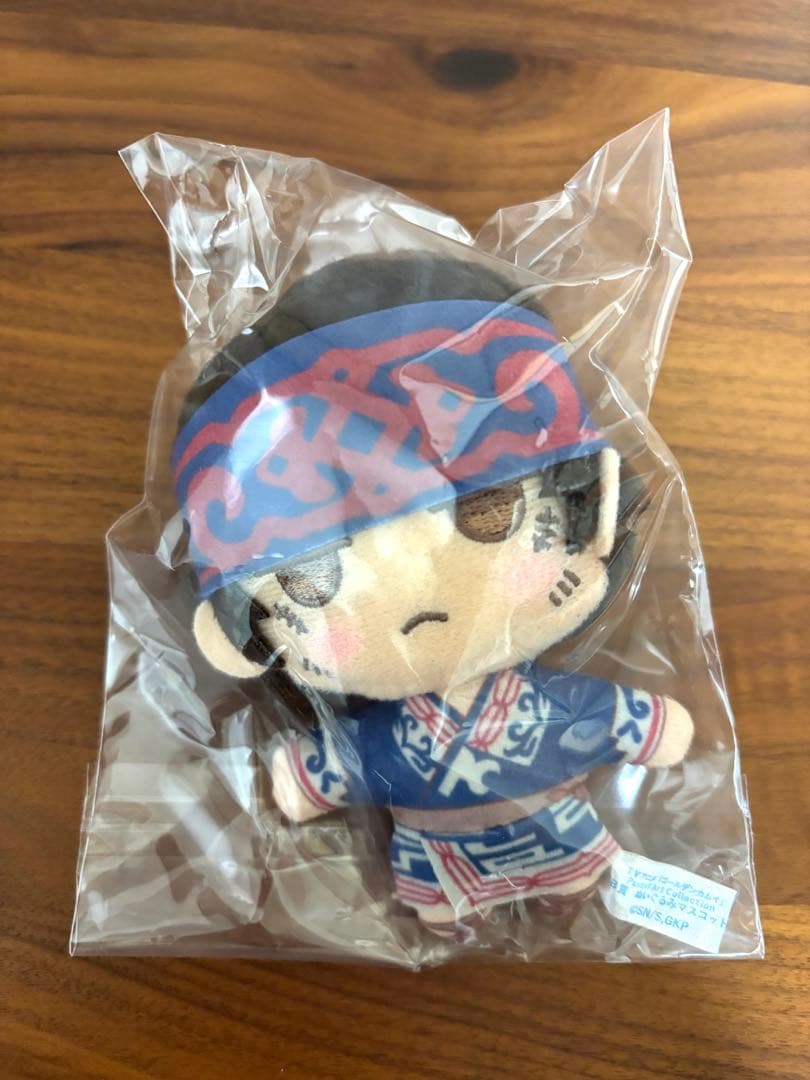 ゴールデンカムイ　セガラッキーくじ　ぬいぐるみ　缶バッチ　キラウシ