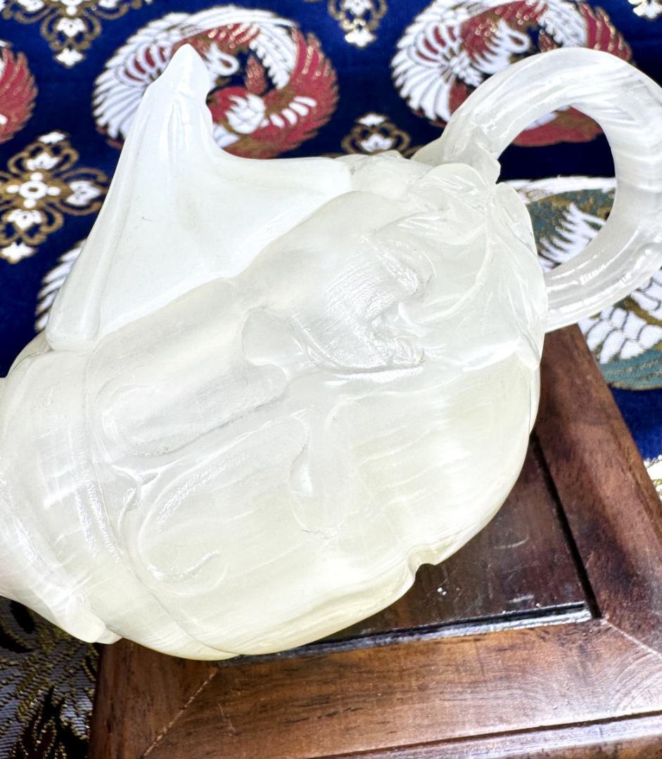 天然和田玉 手彫り花紋茶壺 新疆ウイグル産白玉 収蔵書 中国美術 WWFT060