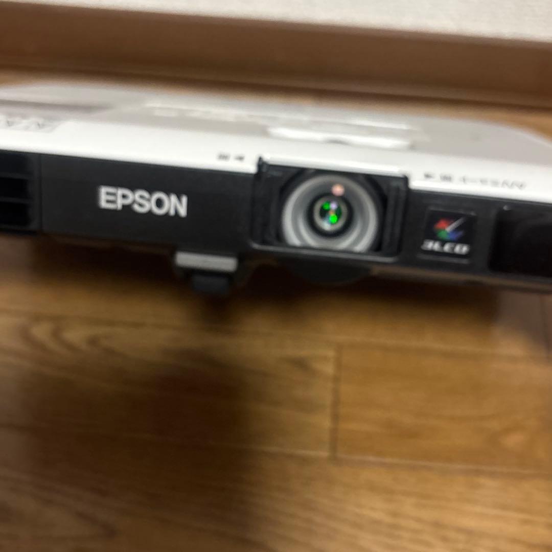 EPSON プロジェクター 【ケース&付属品あり】EB-1785W
