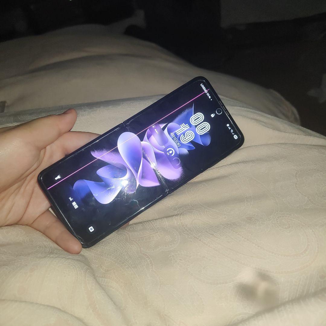 スマートフォン本体 Samsung Galaxy Z Flip3