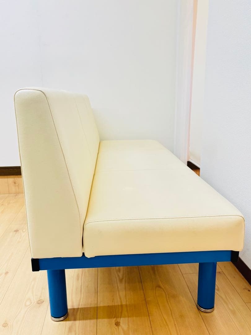 【今月末まで】直接取引き限定　高田ベッド　ソファ　待合室　整骨院