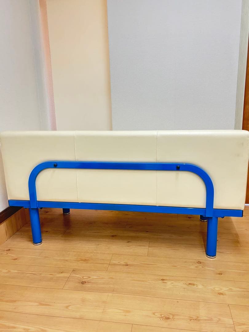 【今月末まで】直接取引き限定　高田ベッド　ソファ　待合室　整骨院