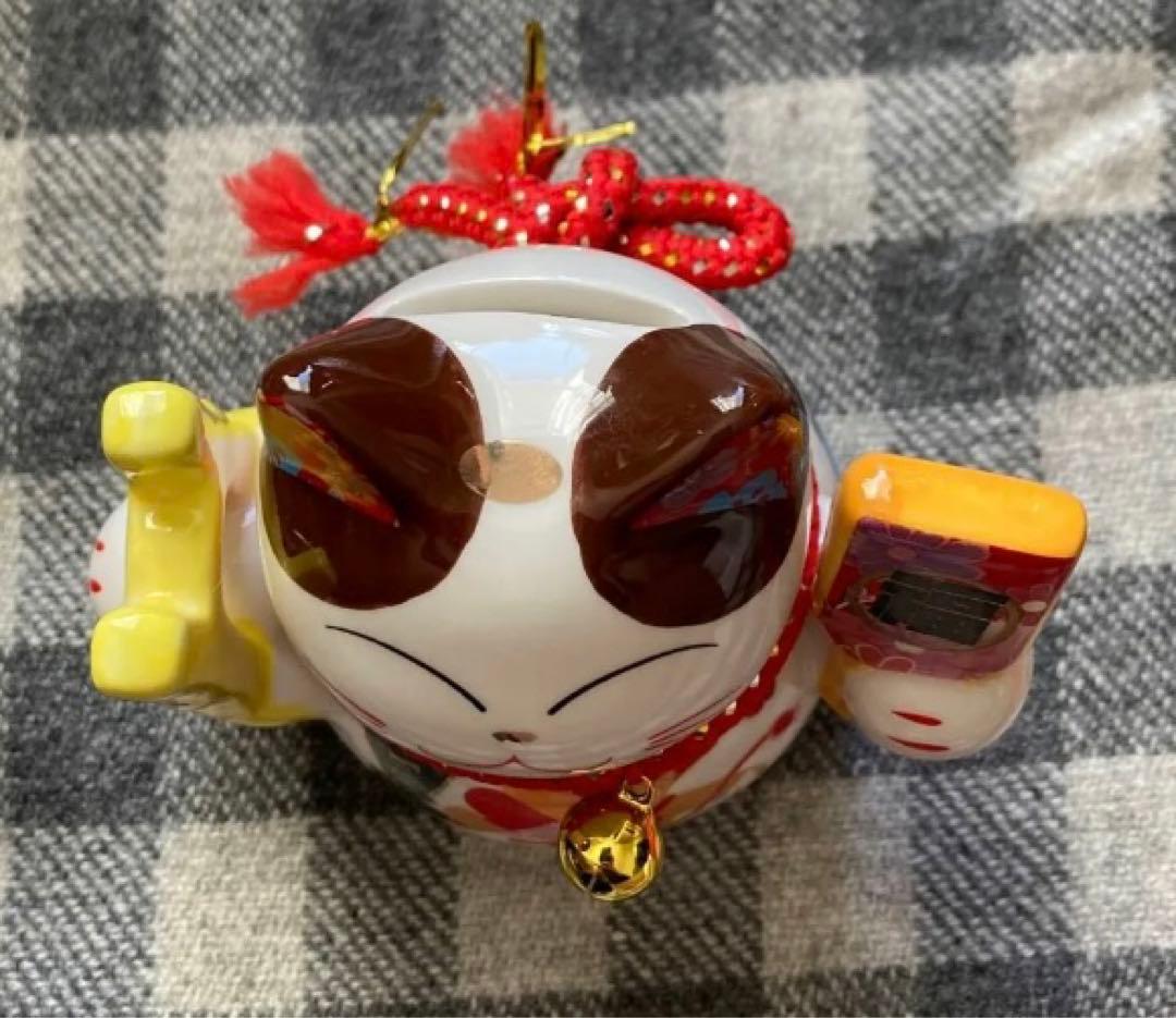 座布団付き　 風生水起 招き猫 貯金箱 インテリア 置物 オブジェ 金運アップ