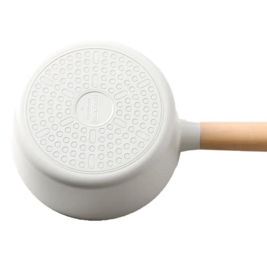 【新品・未使用】●FIKA● セラミックスープパン（片手鍋） 18cm ホワイト