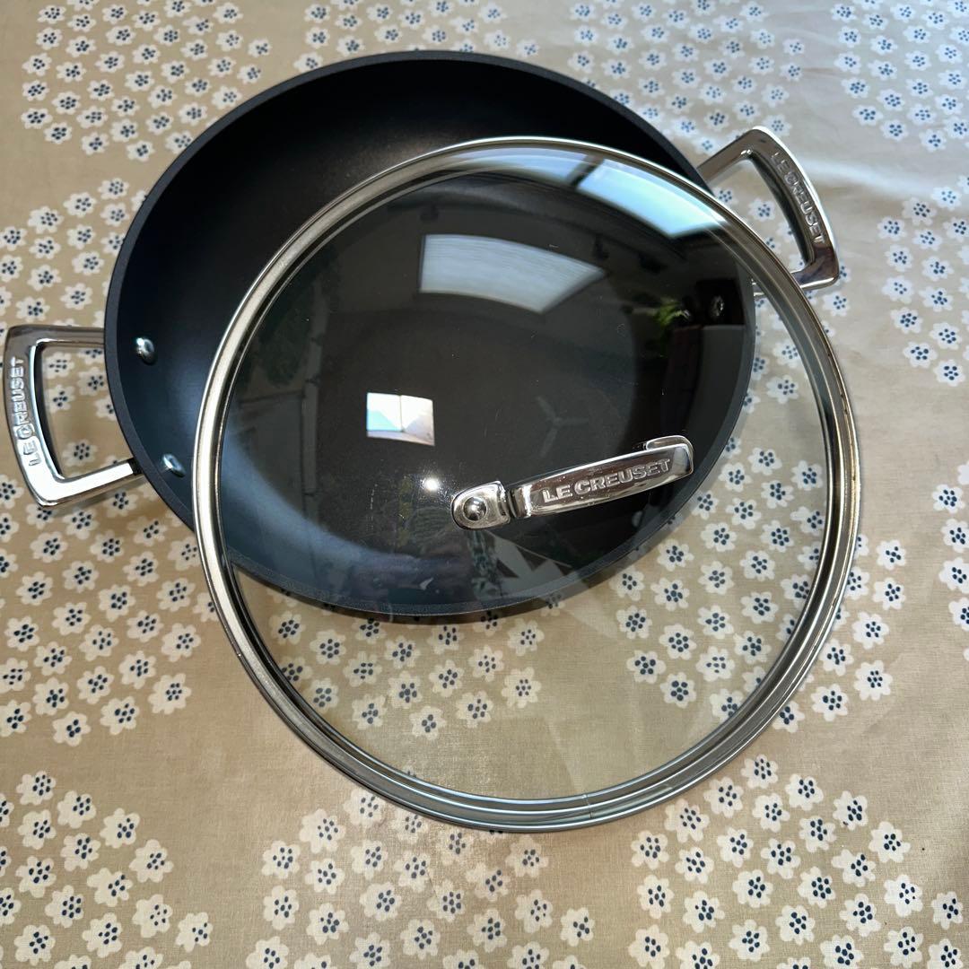 ✳︎ル・クルーゼ✳︎フライパン/炒め鍋/パエリア28cmガラス蓋付き