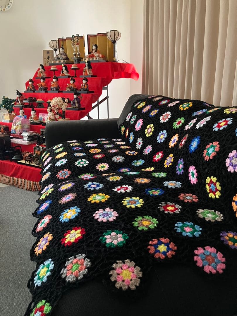 手編み　ソファーカバー　大判ブランケット　ベッドカバー　マルチカバー　モチーフ