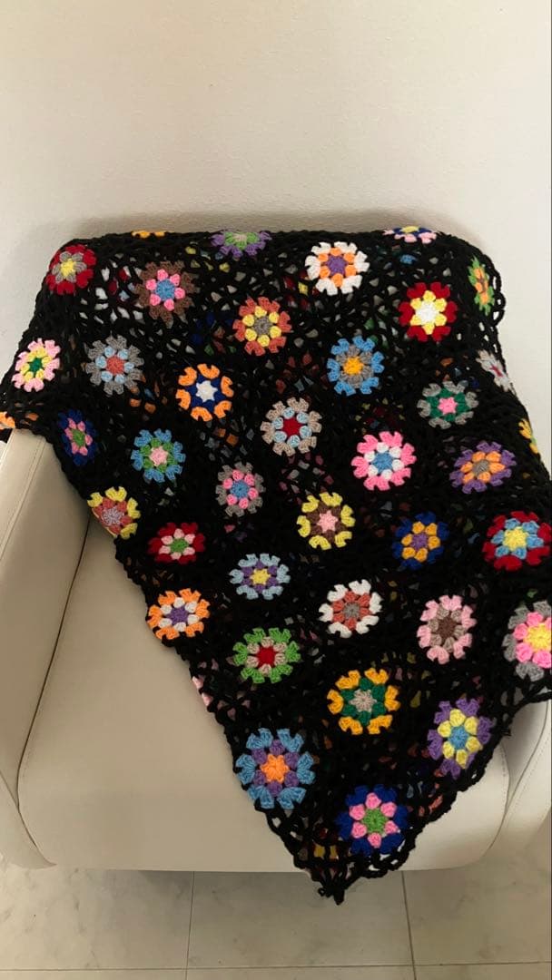 手編み　ソファーカバー　大判ブランケット　ベッドカバー　マルチカバー　モチーフ