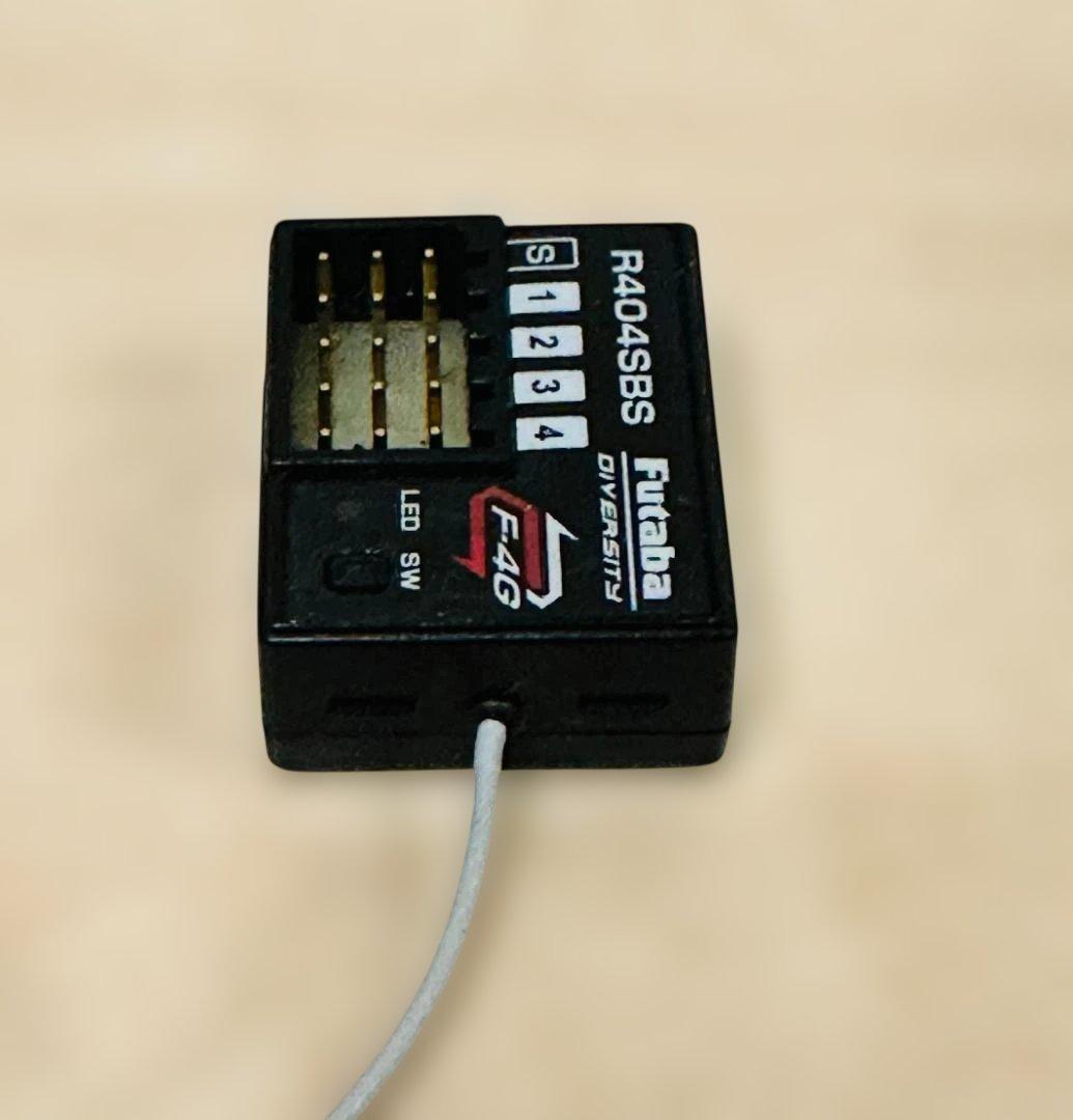 フタバ R404SBS T10PX標準レシーバー アンテナ付 美品