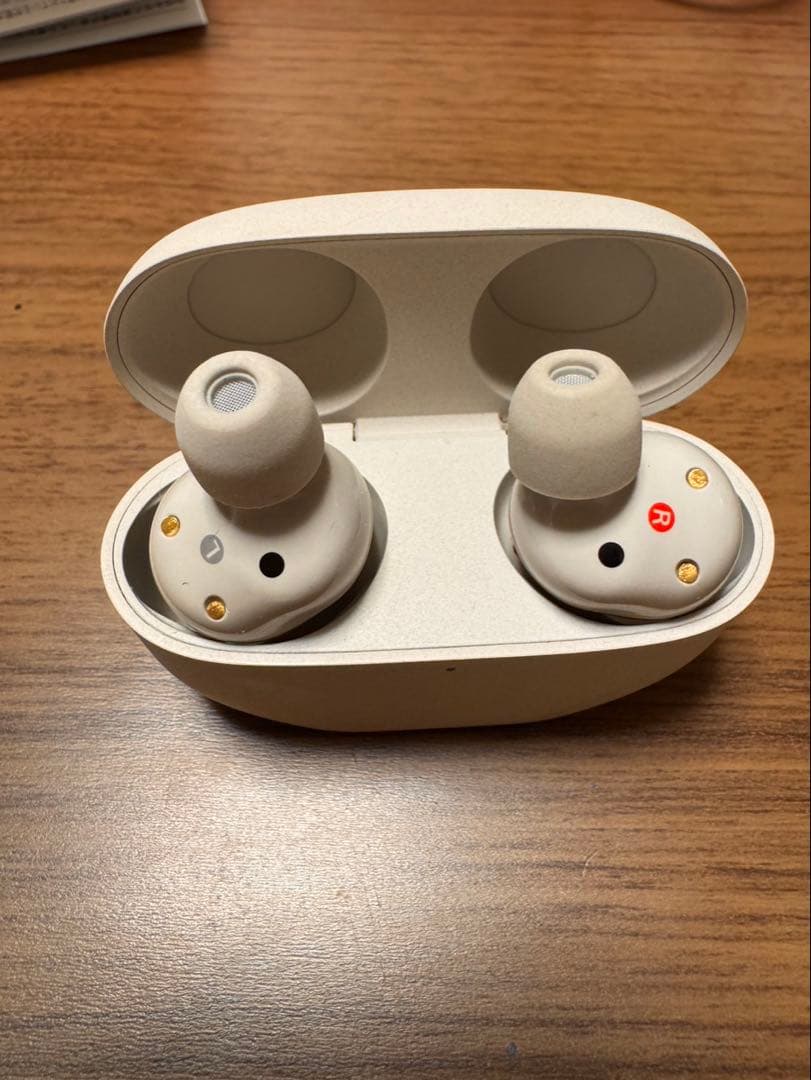 SONY ワイヤレスイヤホン　WF-1000XM5