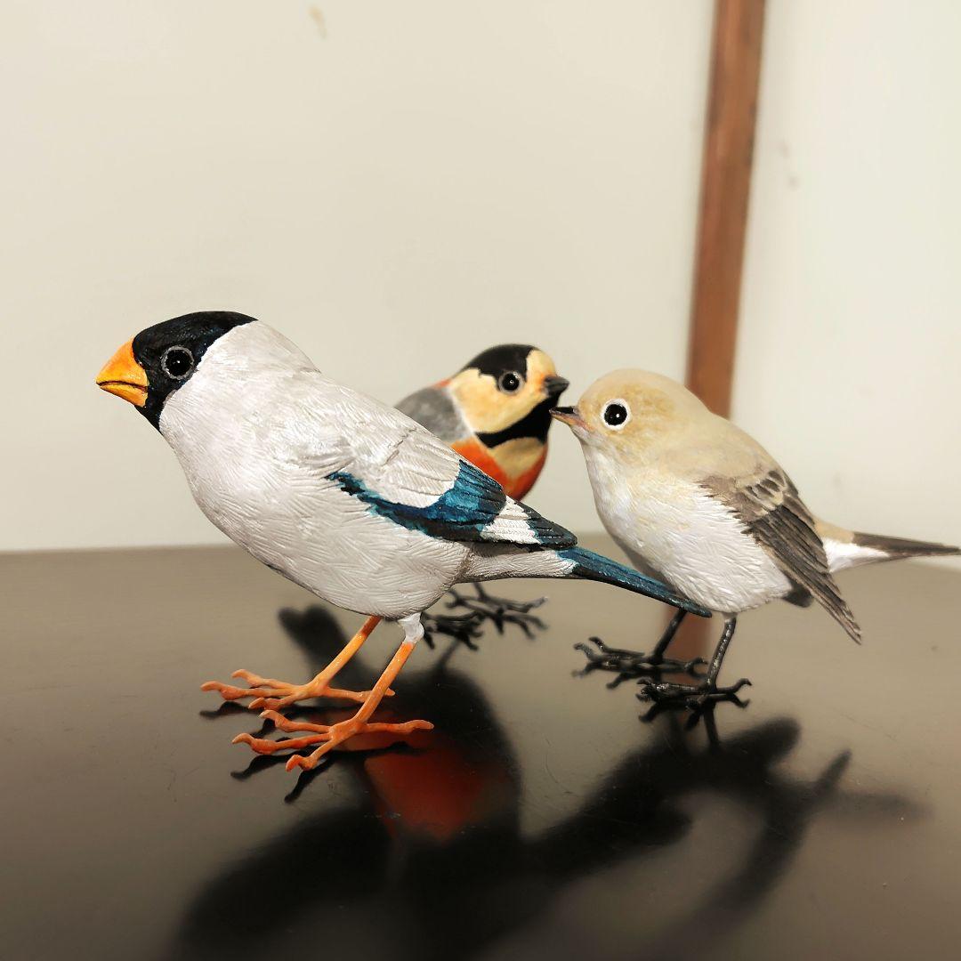 小さなバードカービング イカル 野鳥 木彫 鳥