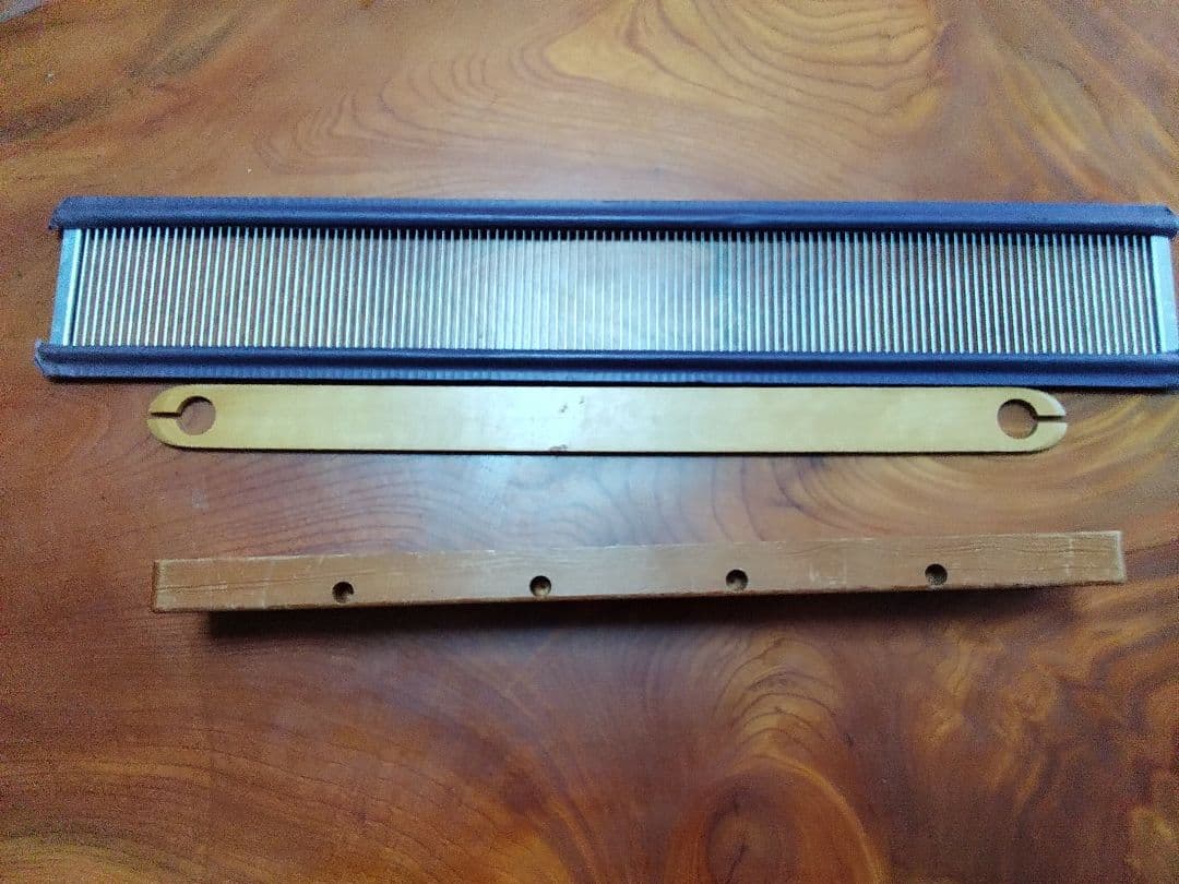 さをり織り　さをり織り機　さをり織り部品　約６２センチ　 筬２羽　コーン立て