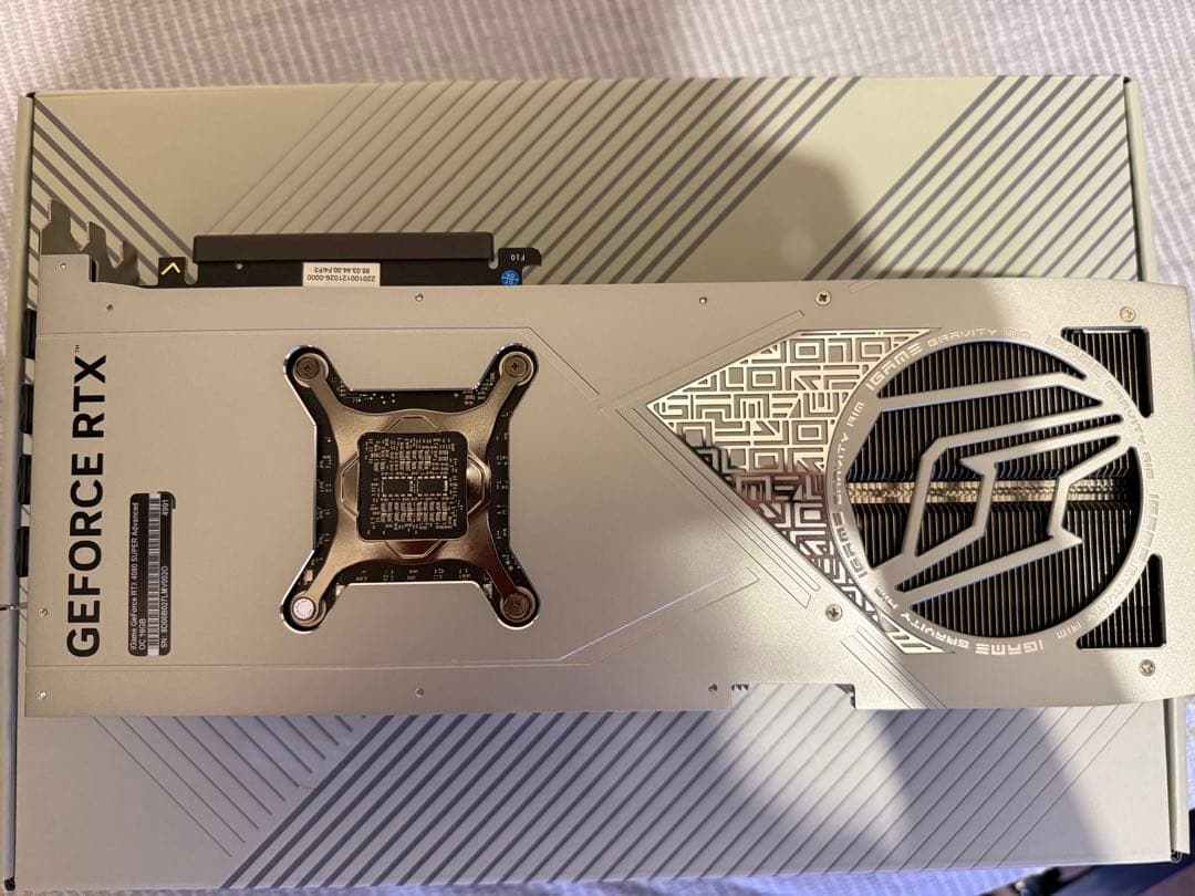 グラフィックボード・グラボ・ビデオカード iGame GeForce RTX 4080 Super Advanced OC