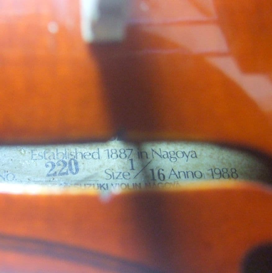 鈴木バイオリン 1/16 No220 未使用弓 ケース 弦新品 メンテ済