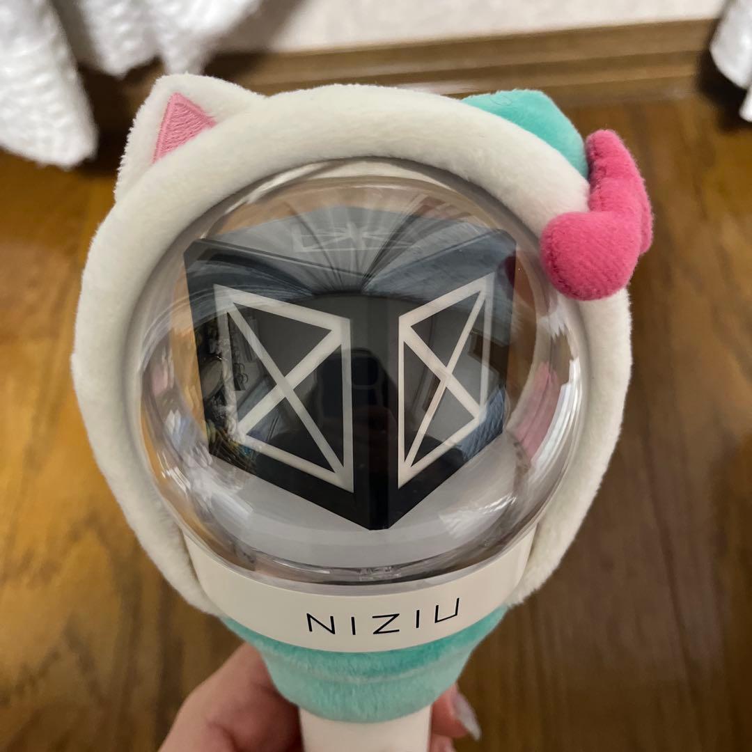 NiziU 公式ペンライト　ペンライトカバー付き