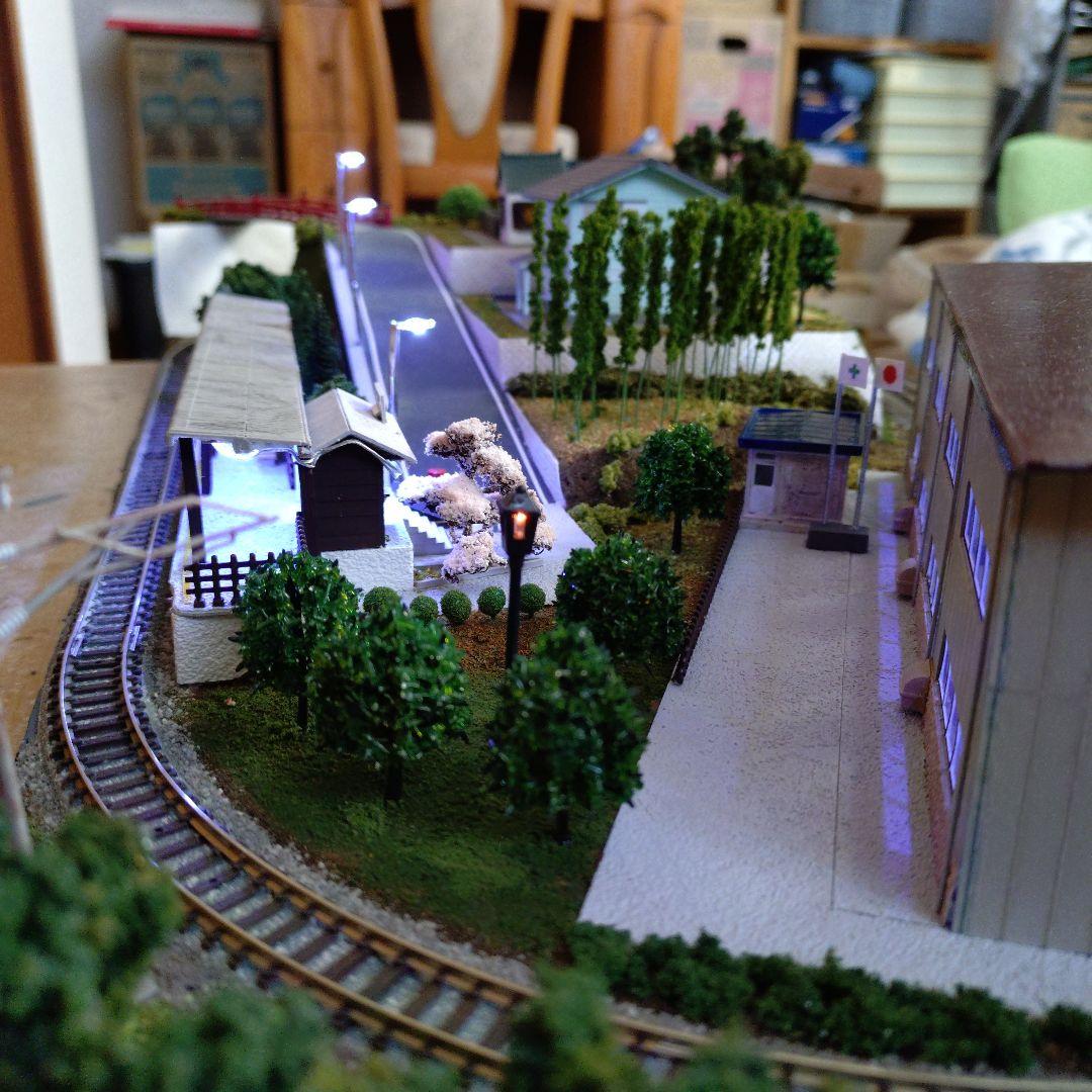 ミニレイアウト　ジオラマ　Nゲージ　ライト付き
