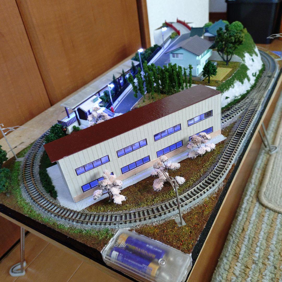 ミニレイアウト　ジオラマ　Nゲージ　ライト付き