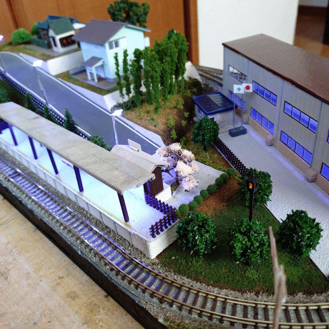 ミニレイアウト　ジオラマ　Nゲージ　ライト付き