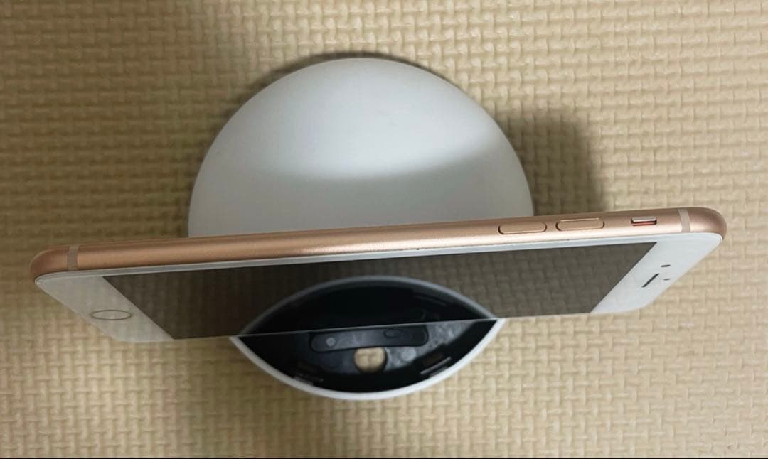 スマートフォン本体 iPhone8Plus 64G